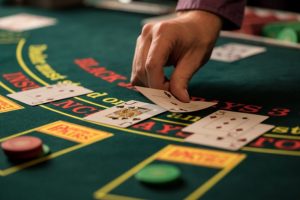 Are Online Casino Games Worth the Investment?